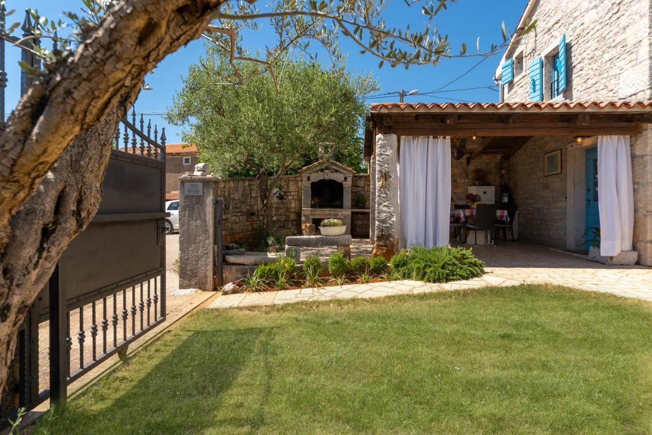 Villa Janko Sveti Lovreč Pazenatički Exteriér fotografie