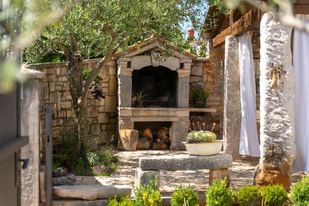 Villa Janko Sveti Lovreč Pazenatički Exteriér fotografie