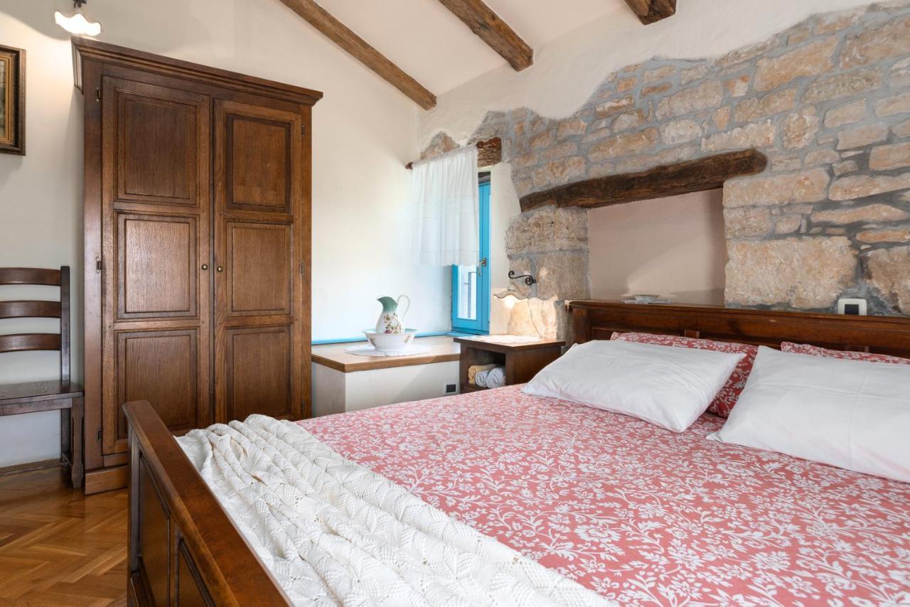 Villa Janko Sveti Lovreč Pazenatički Exteriér fotografie